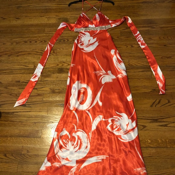 Prom Dress - Picture 1 of 7